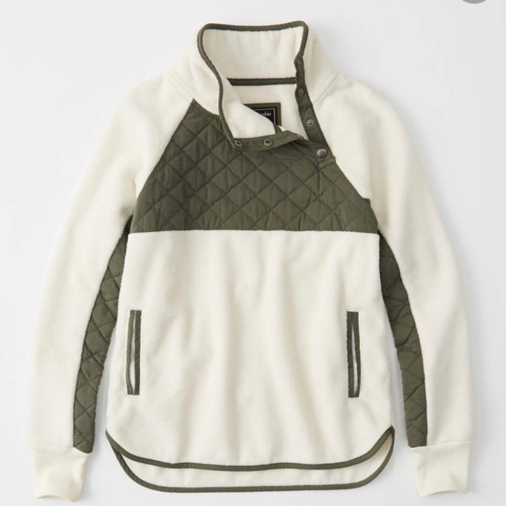 Abercrombie and Fitch Asymmetrical Snap-Up Fleece